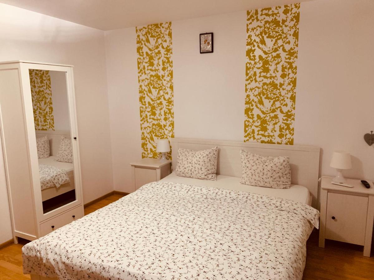 Casa Bergwald Apartment Risnov Bagian luar foto