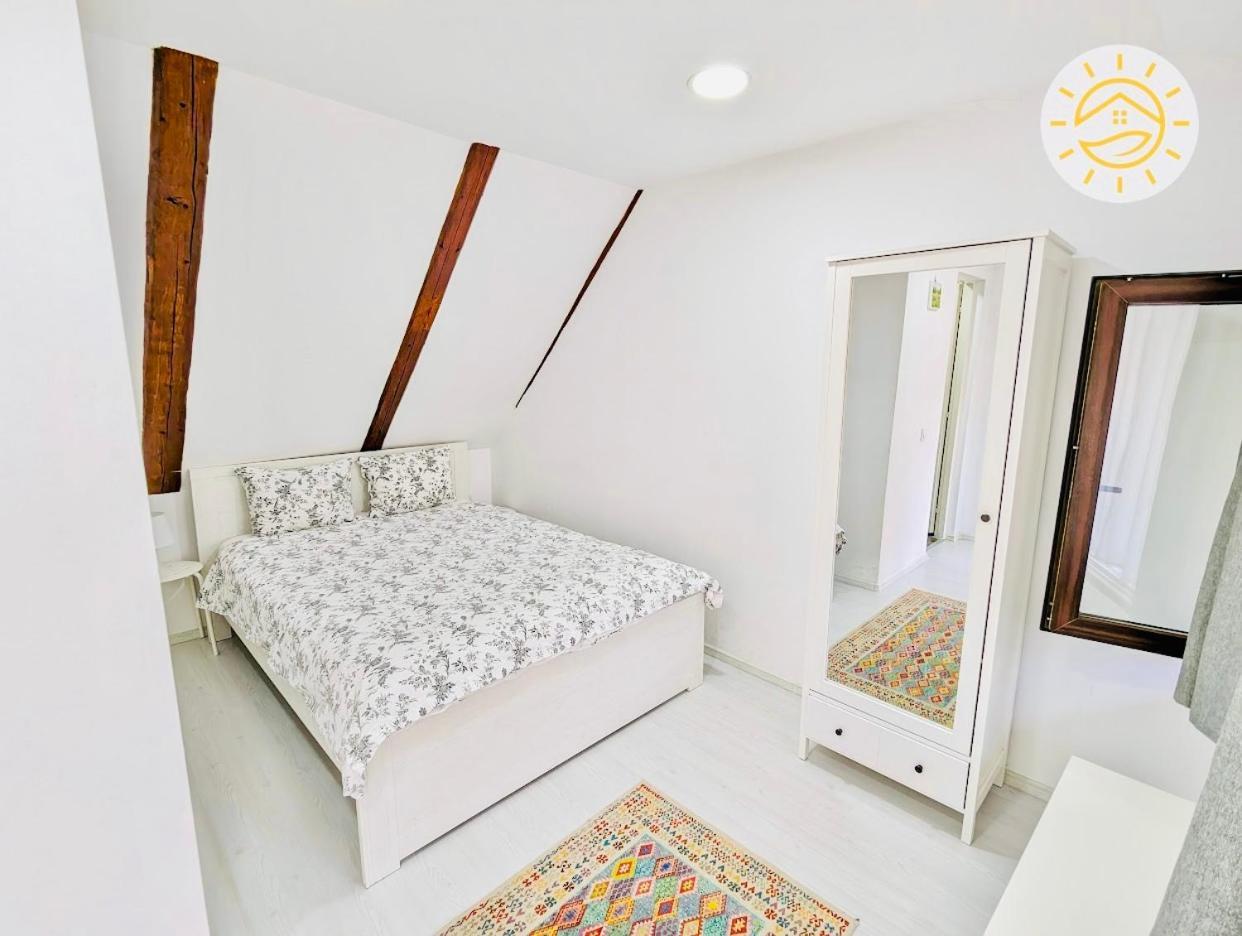 Casa Bergwald Apartment Risnov Bagian luar foto