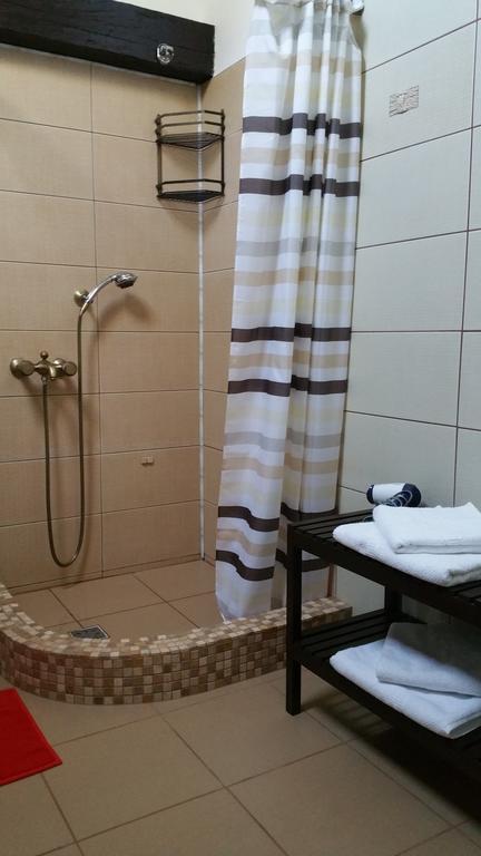 Casa Bergwald Apartment Risnov Bagian luar foto