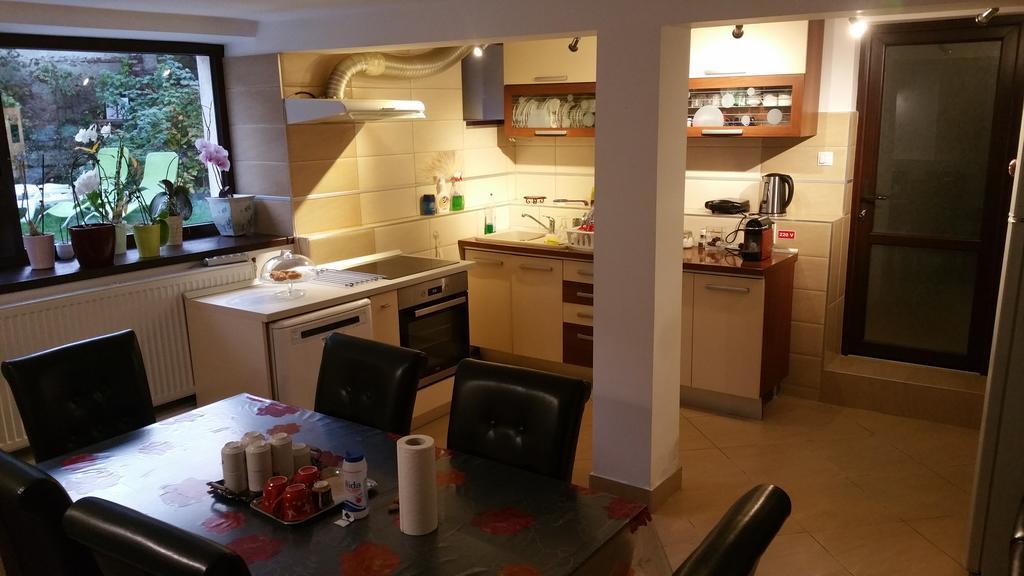 Casa Bergwald Apartment Risnov Bagian luar foto