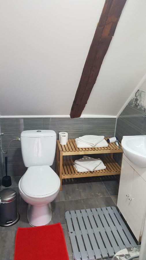 Casa Bergwald Apartment Risnov Bagian luar foto