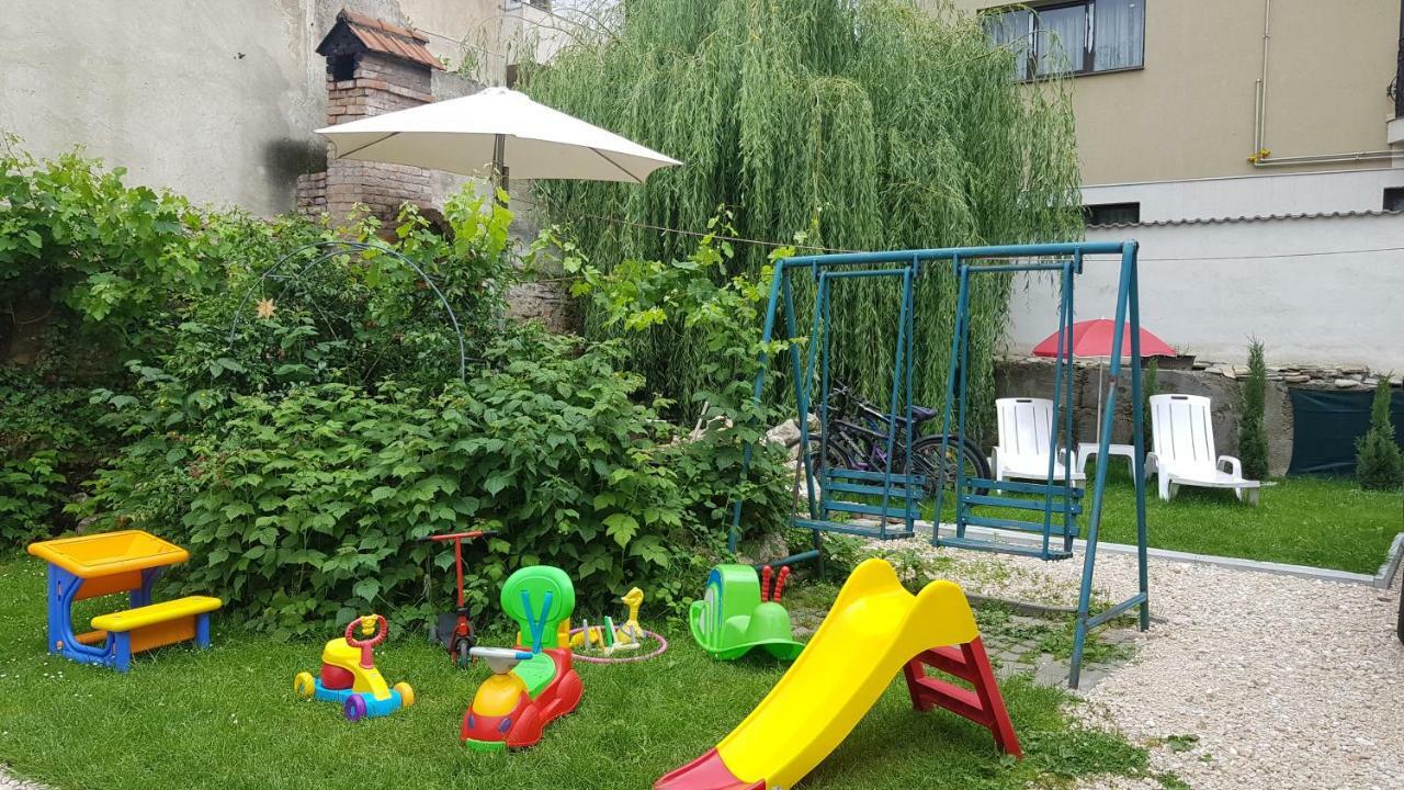 Casa Bergwald Apartment Risnov Bagian luar foto
